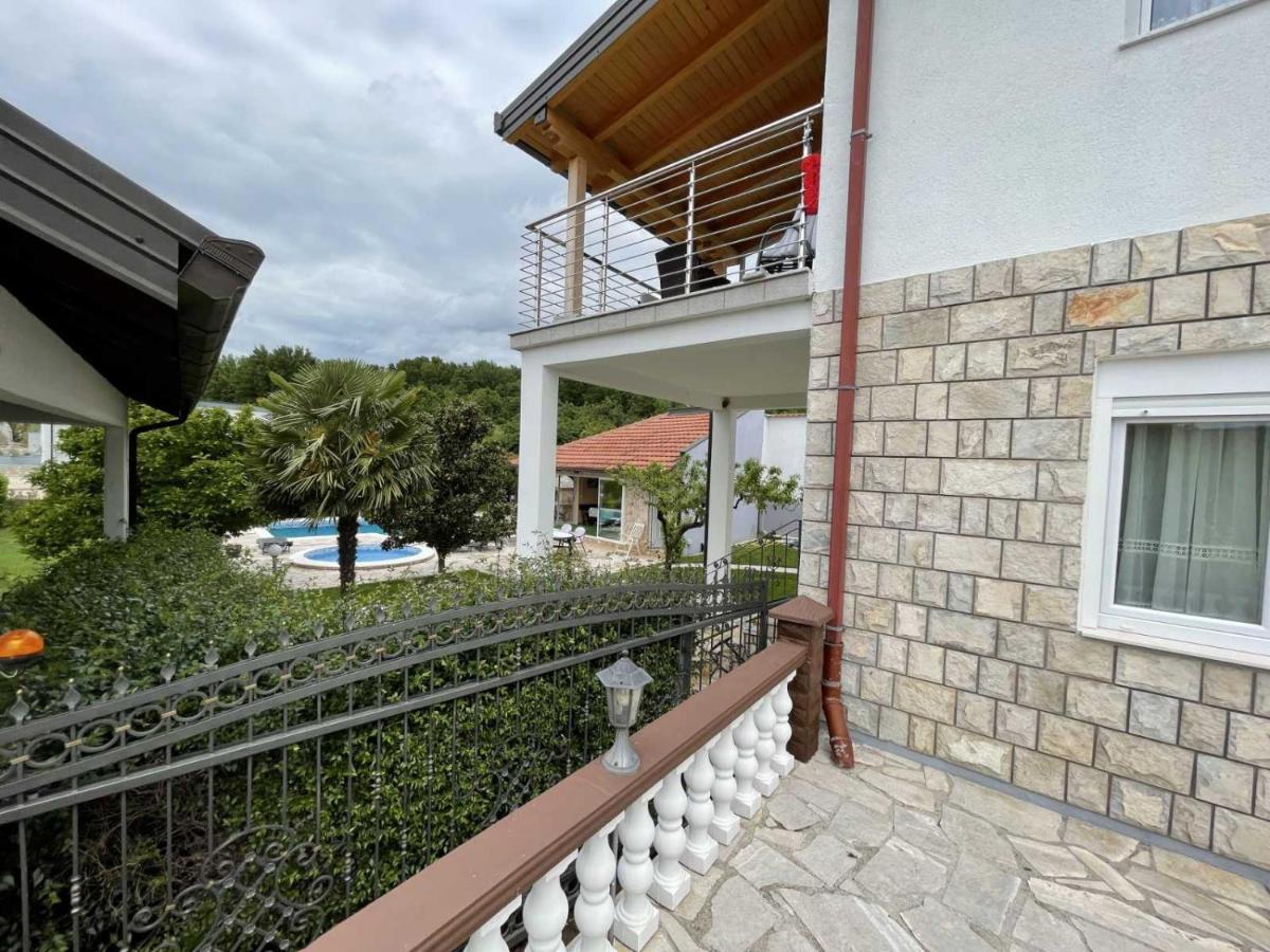 Sunny Apartment With Swimming Pool Stolac Екстер'єр фото