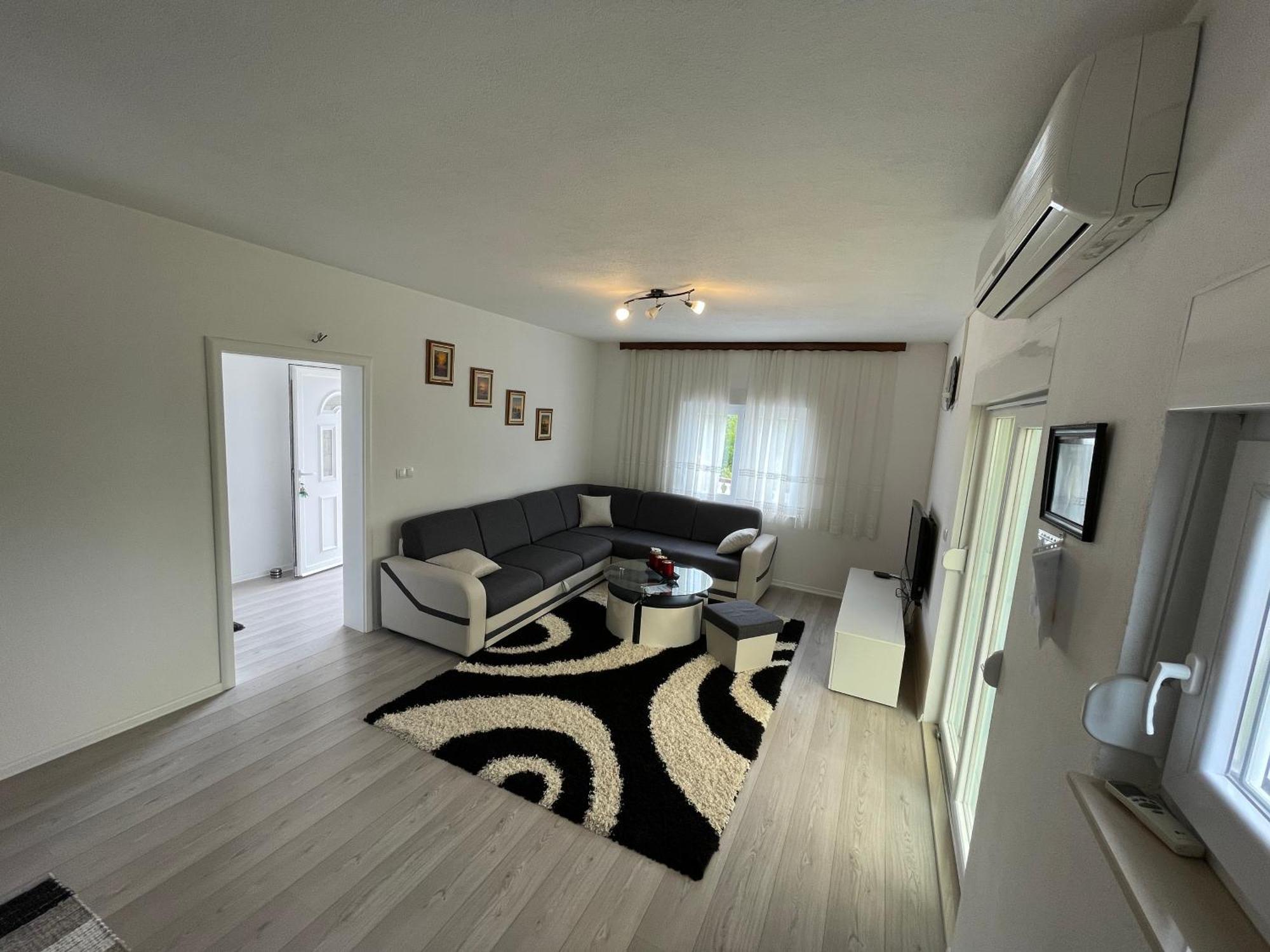 Sunny Apartment With Swimming Pool Stolac Екстер'єр фото