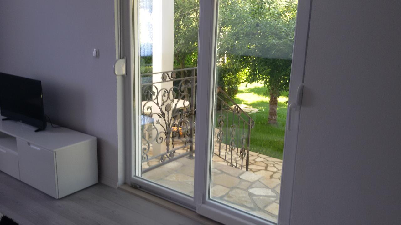 Sunny Apartment With Swimming Pool Stolac Екстер'єр фото